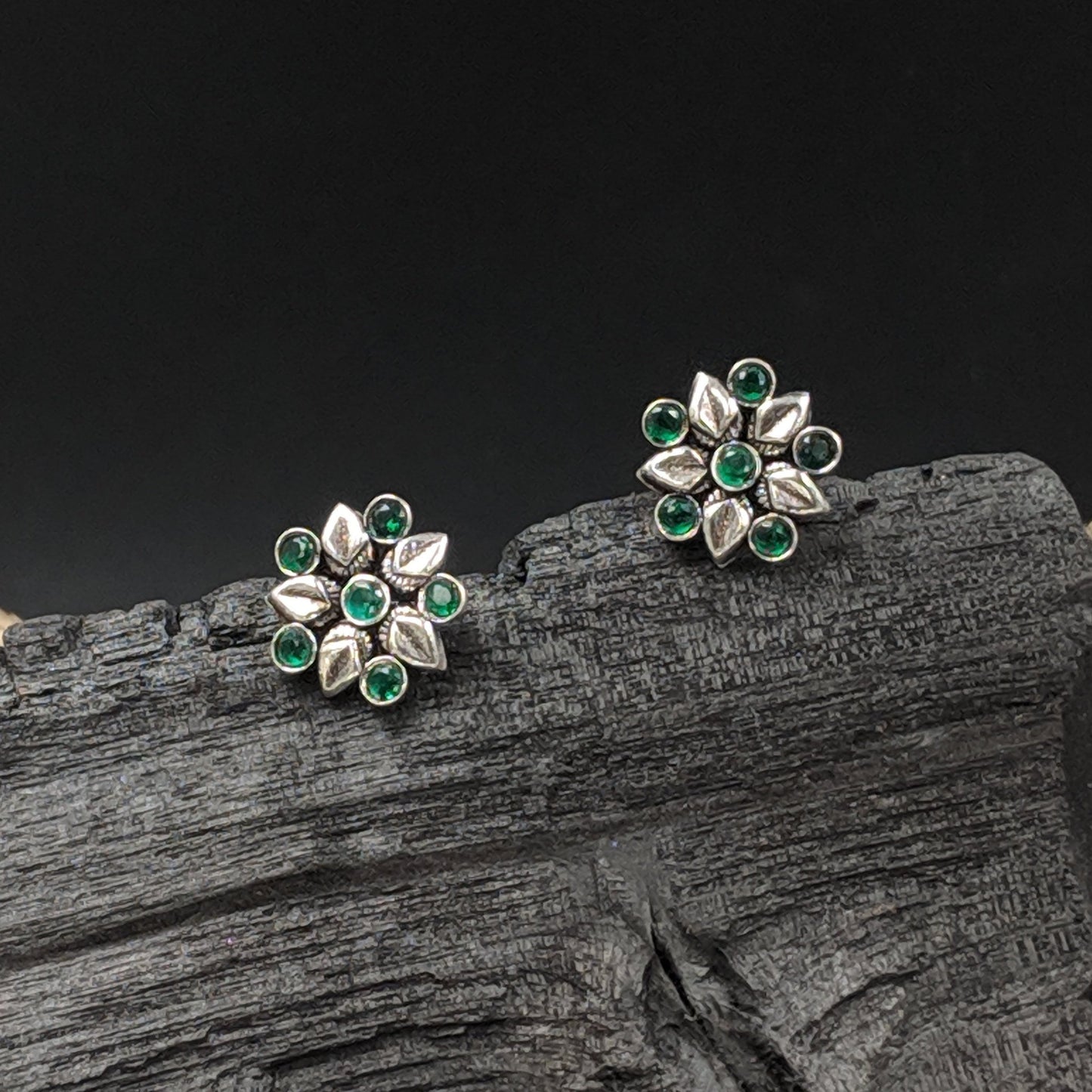 Petal Flower Earrings - Green