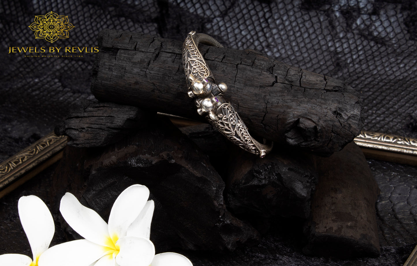 Ashwathama Parrot Bangle - Purple