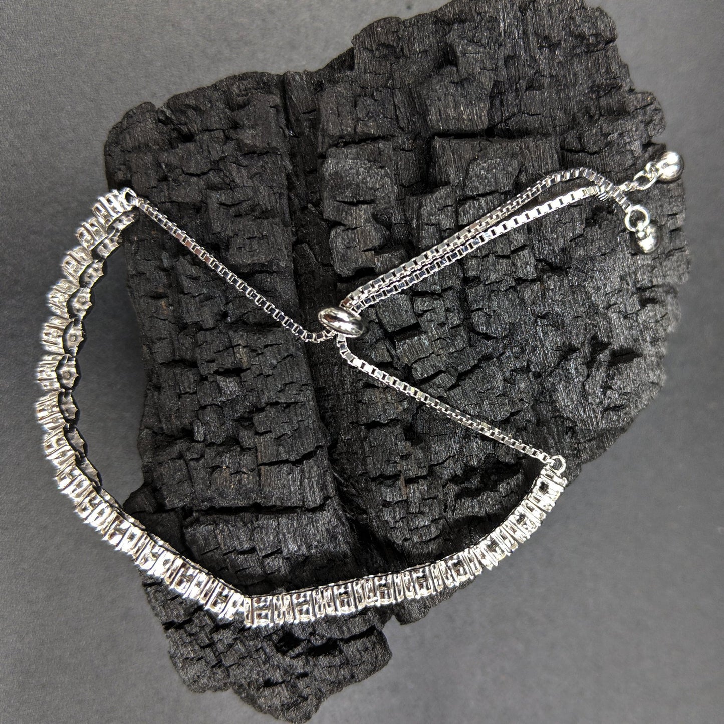 Shiny String Bracelet
