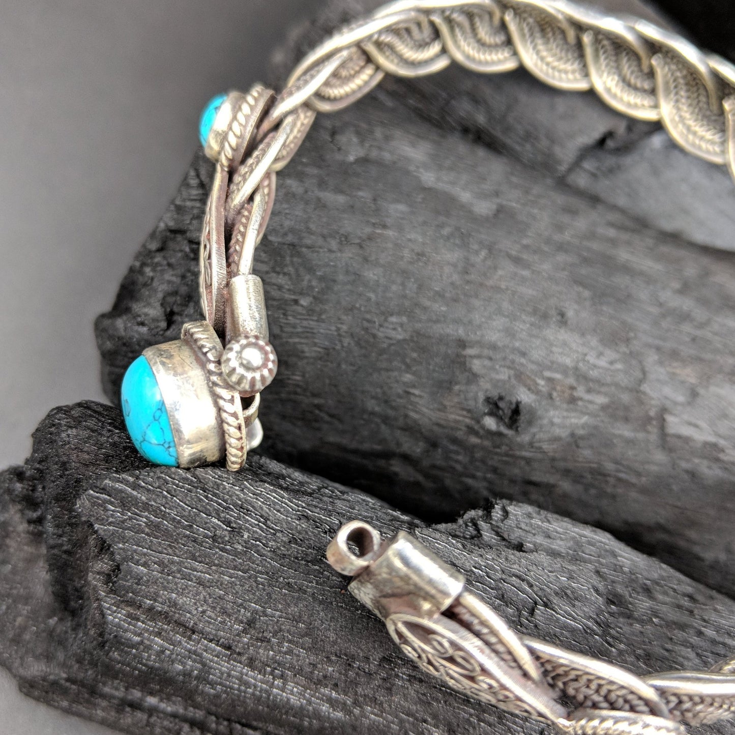 Shirisha Leaves Bracelet with Turquoise Stone