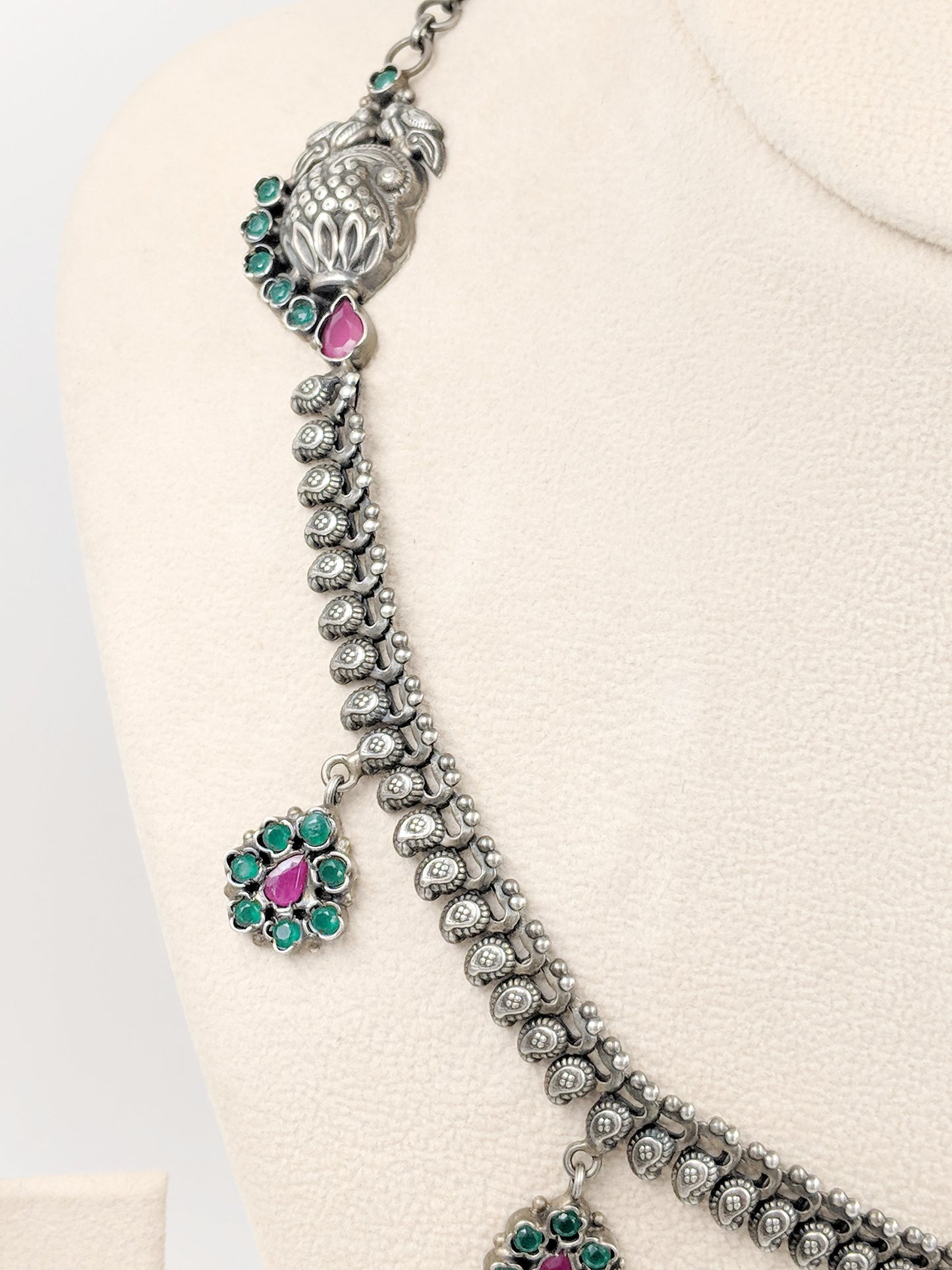 Padmini Kruna Necklace