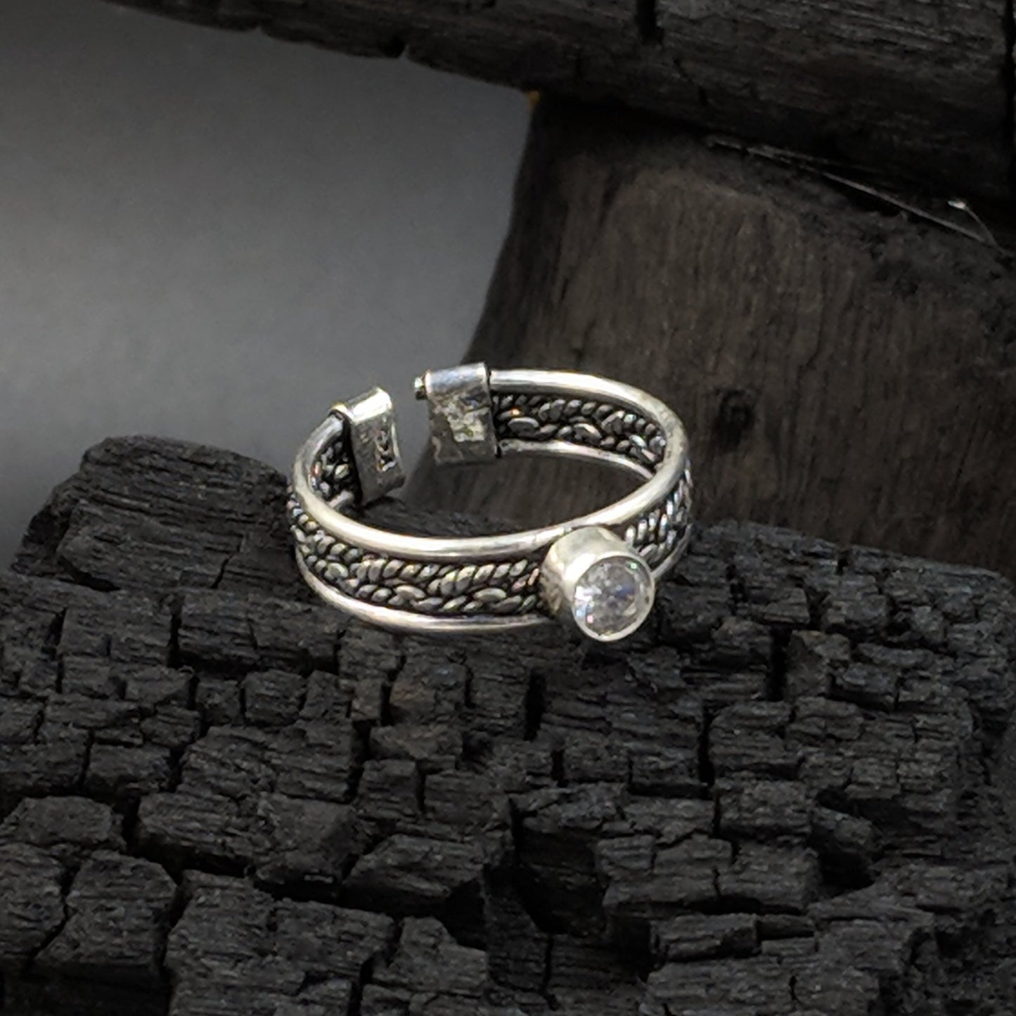 Jewels by Revlis Silver Ring