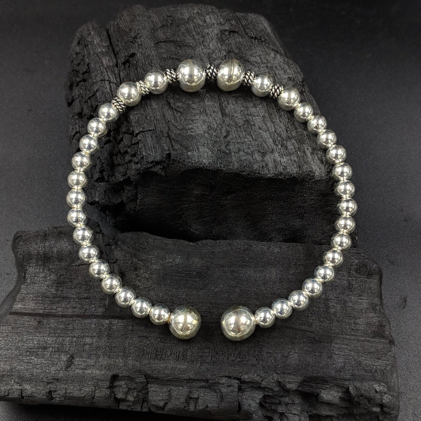 Silver Ball Black Centre Bracelet