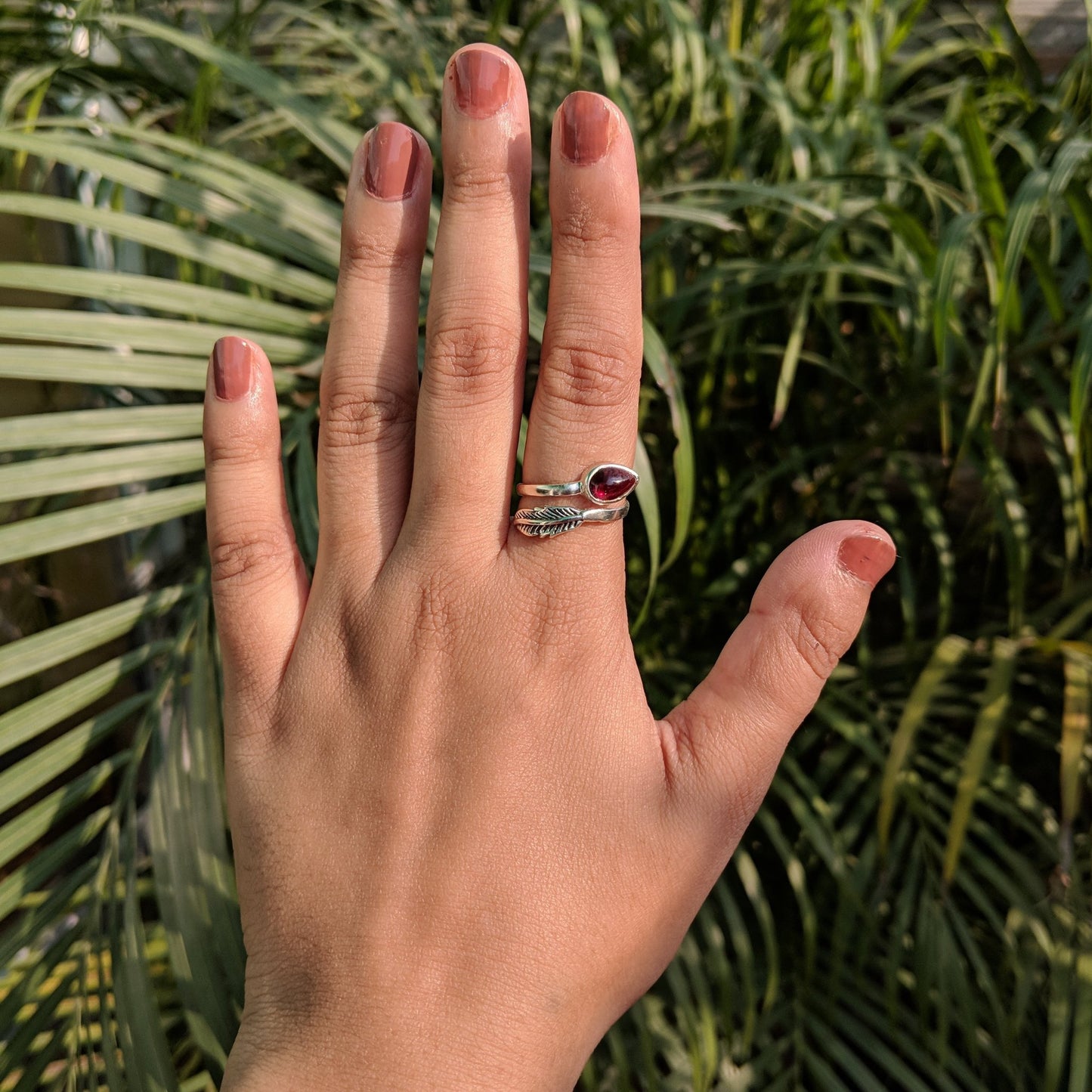 Padmini Dwitya Ring - Maroon Leaf