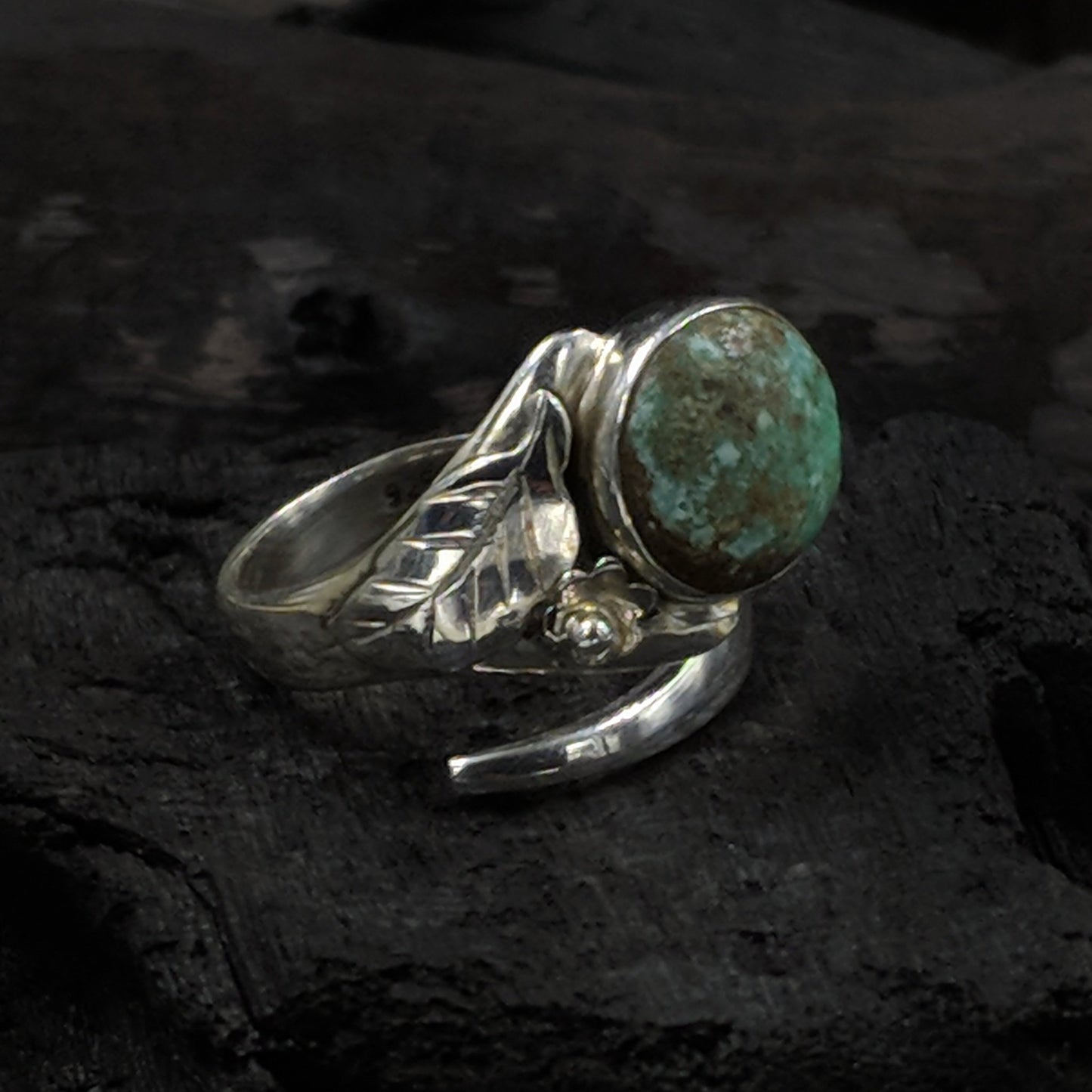 Leafy Nature'S Ring
