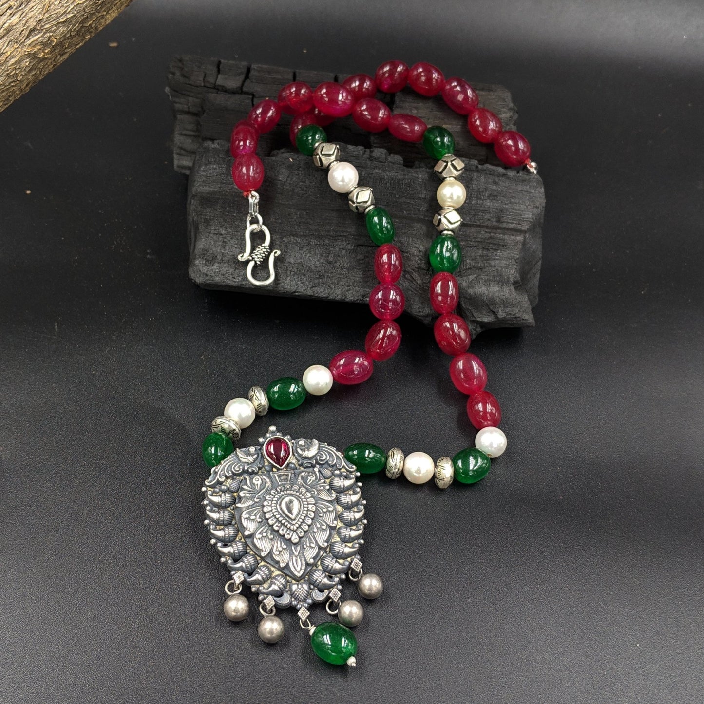 Stambh Chinh Necklace