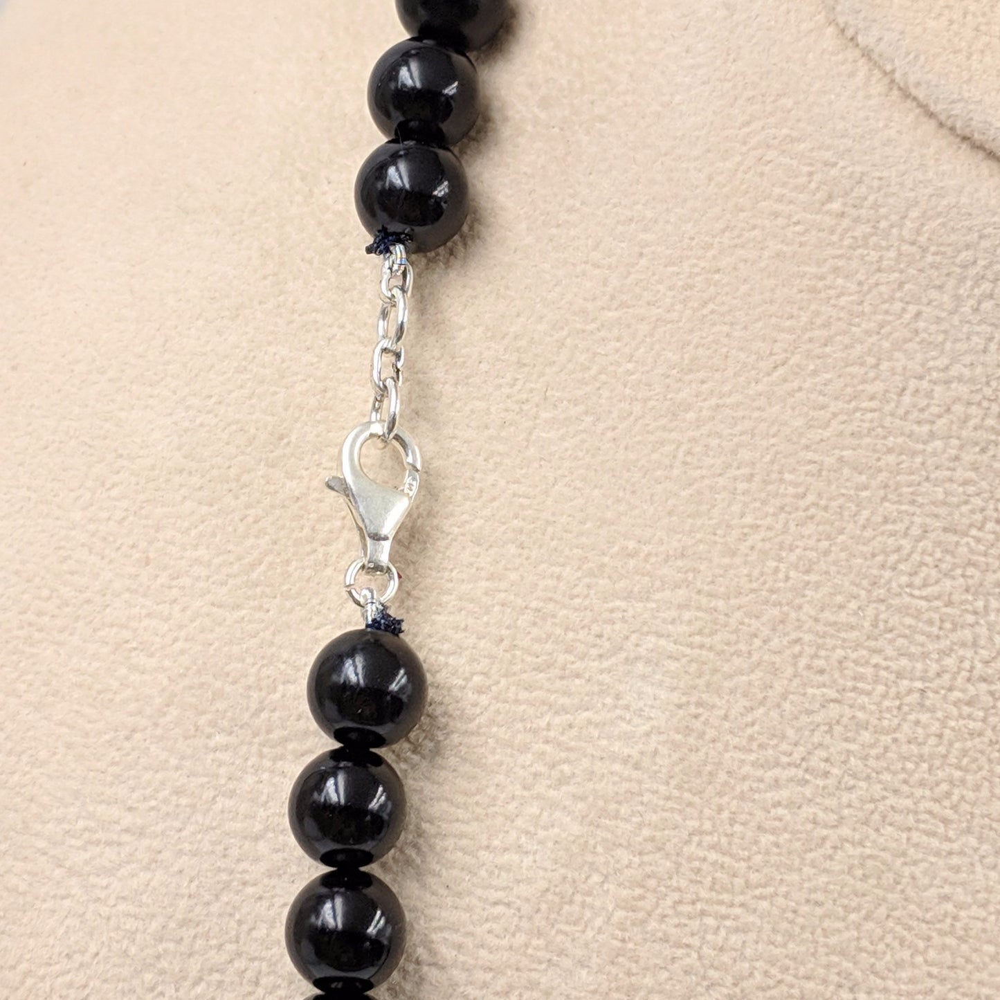 Akurath Necklace