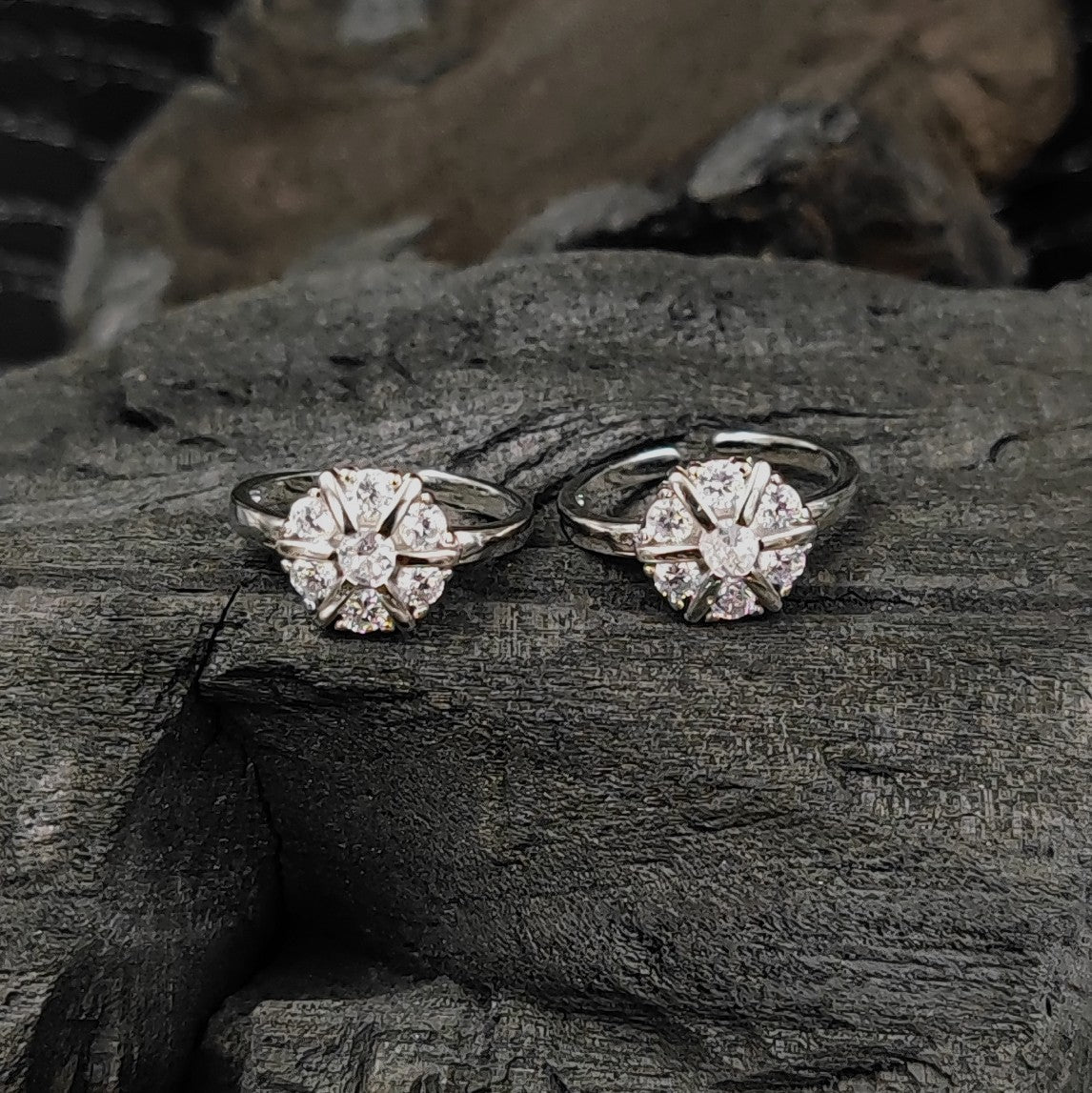 Silver Toe rings by JauhrI -PUSHP KAMAL TOE RING - 2 PC