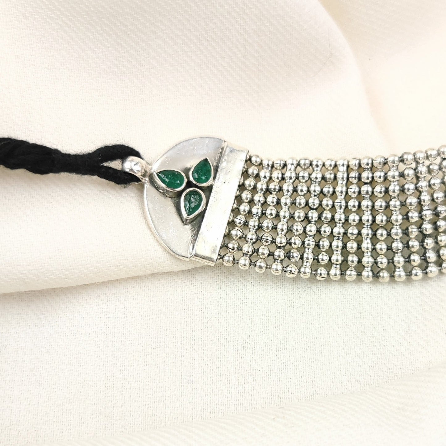 Green Collar Choker