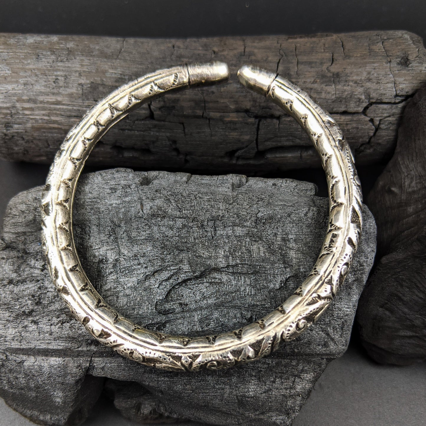 Chitai Bel Bangle
