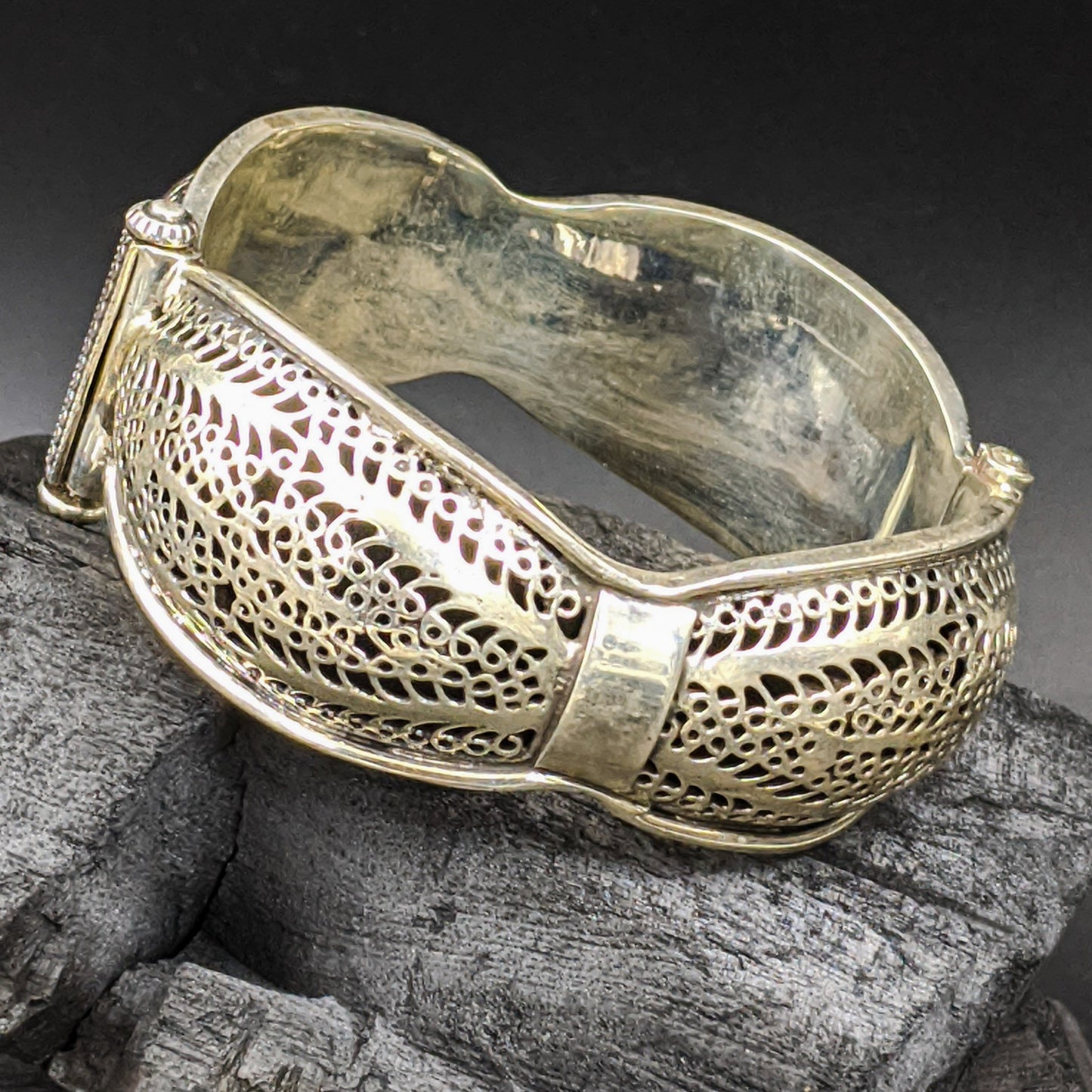 Vrikksh Jaali Bracelet