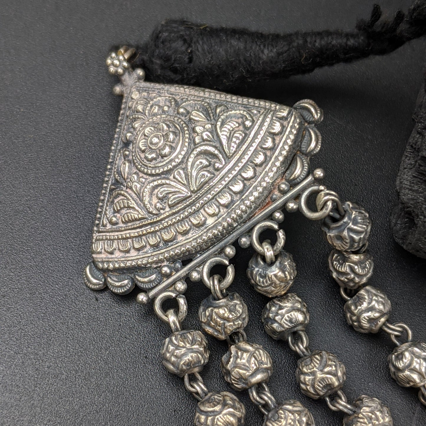 Varsha Boondi Choker