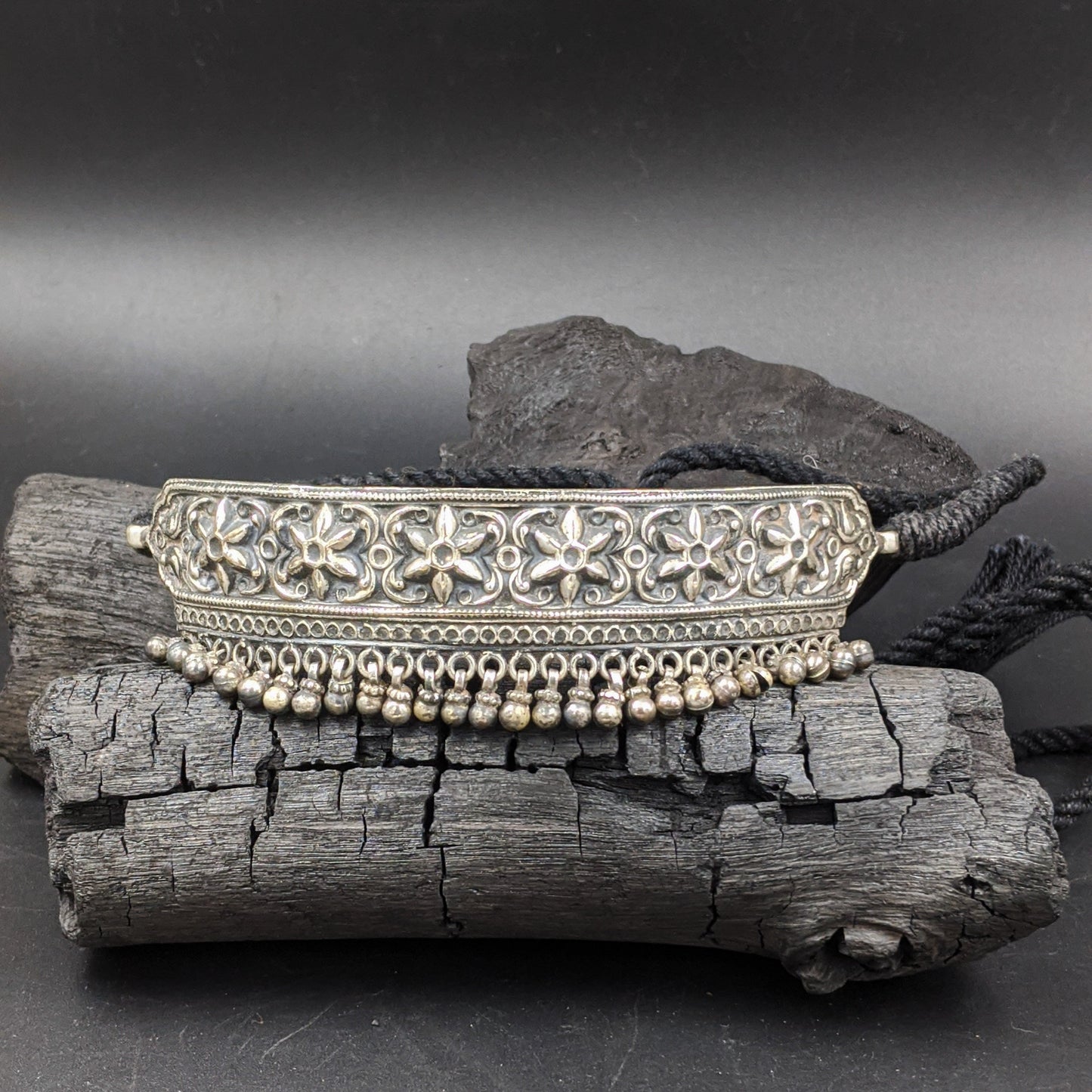 SILVER JEWELLERY Jewels by Revlis Neckpiece