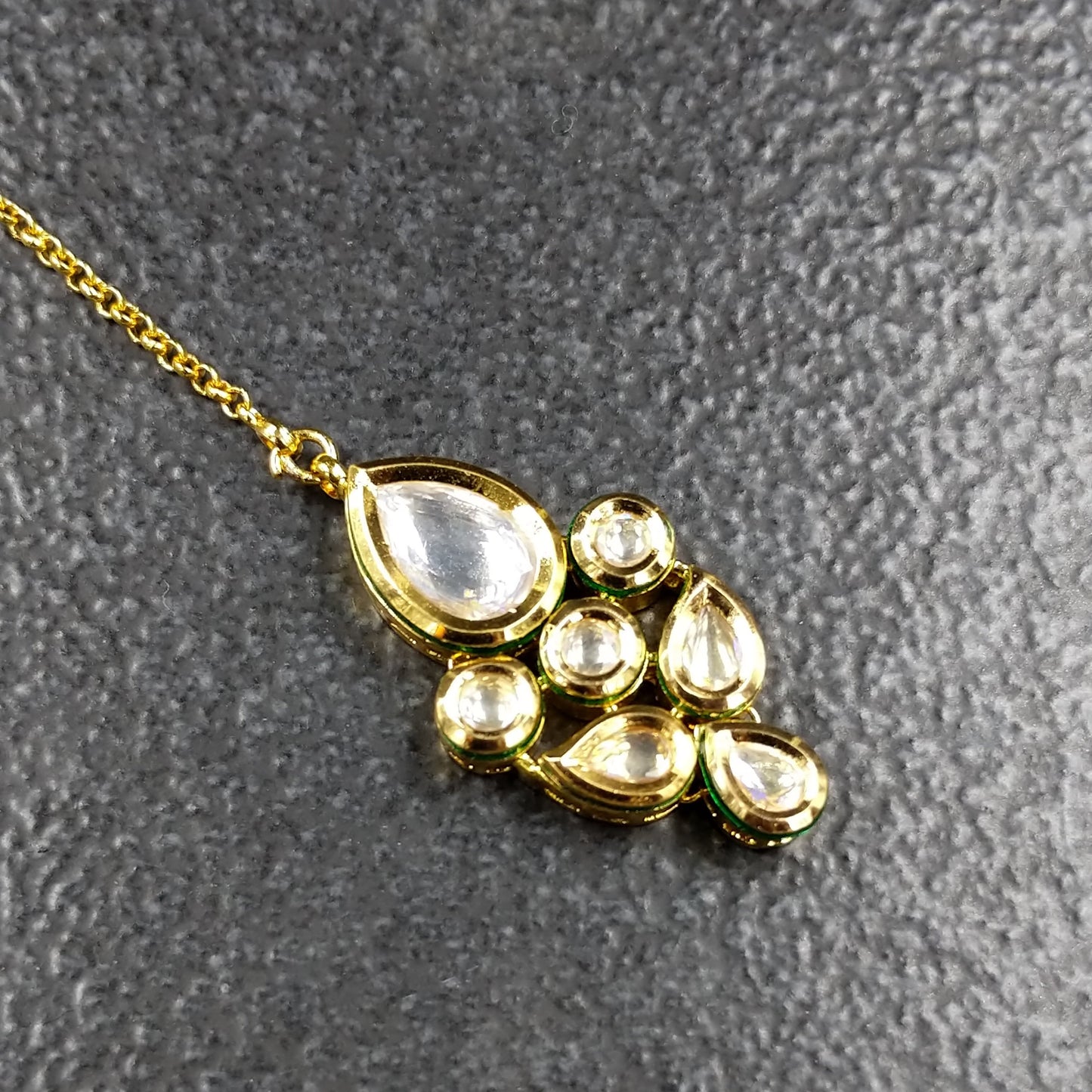 HANDCRAFTED LUXURY FASHION JEWELLERY BY JAUHRI-ELRA MAANG TIKKA