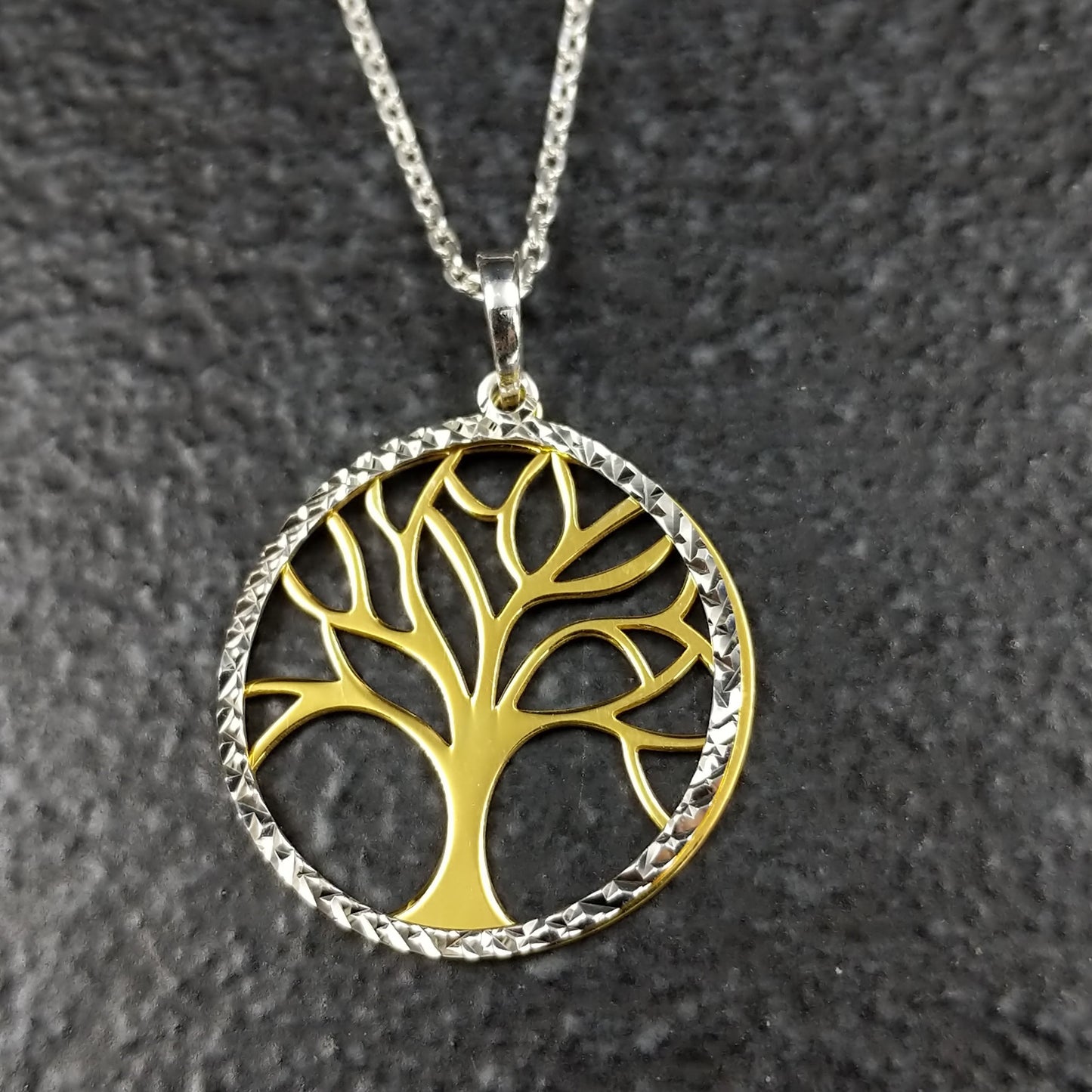 Jauhri Pendant Chain Set - Family Tree Pendant and Chain