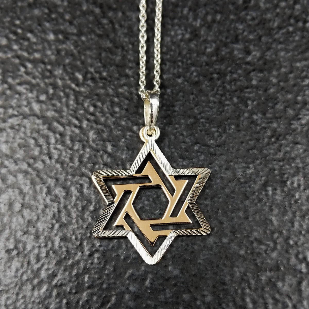 Jauhri Pendant Chain Set - Shining Star Pendant and Chain