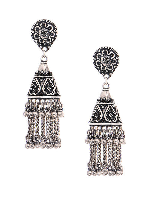 Ashwathama Gol Tikona Jhumka