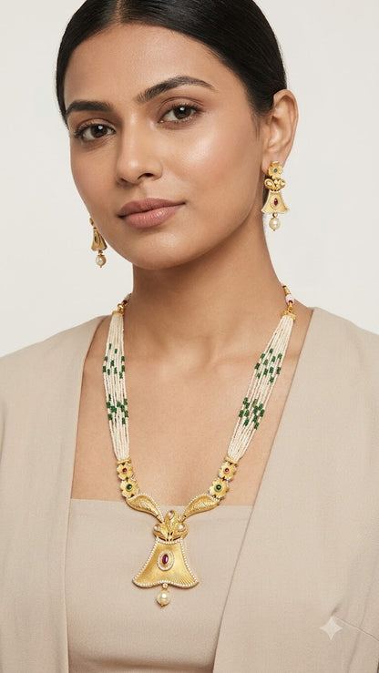 Nur-Un-Nissa Necklace Set