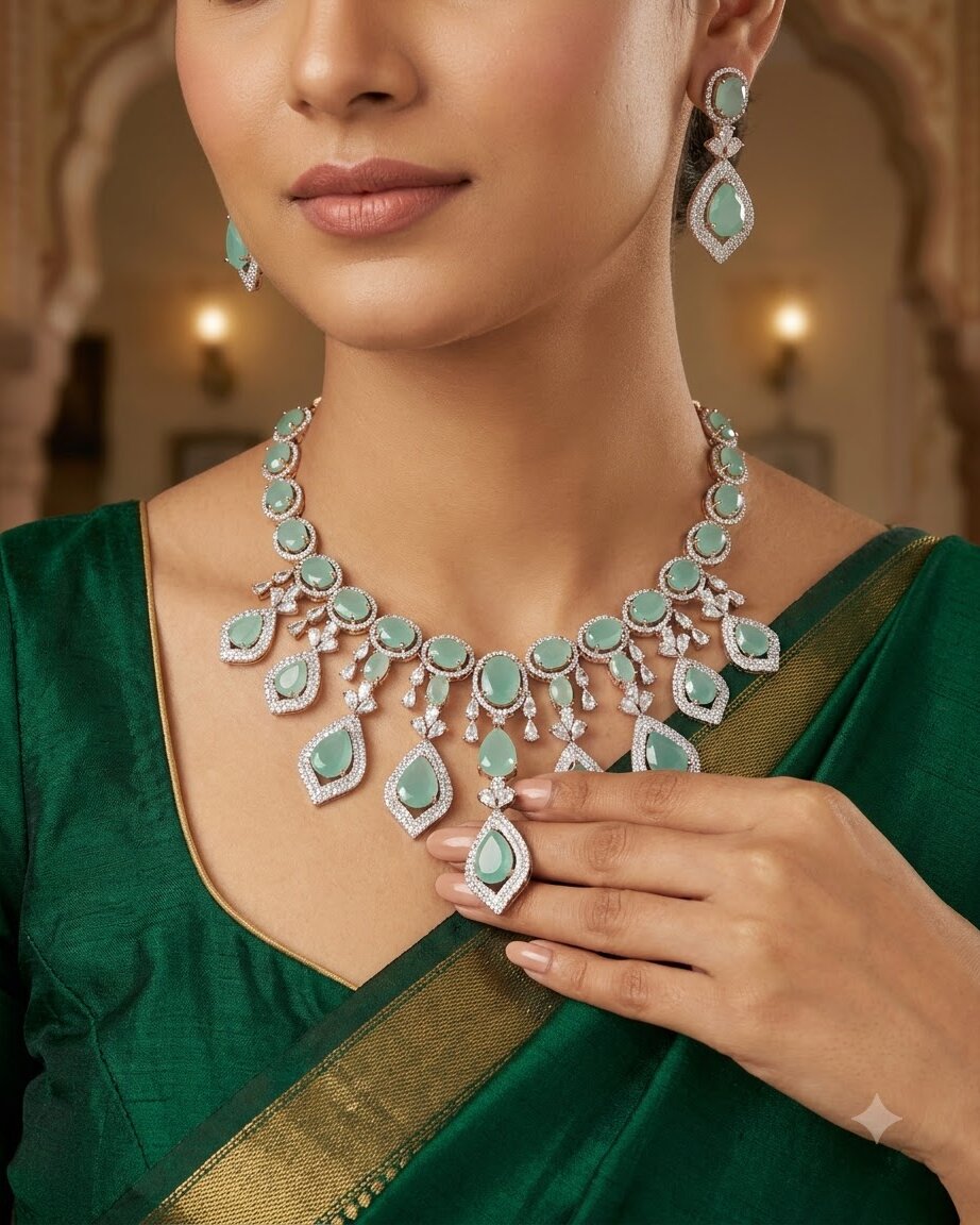 Amie Green Necklace Set