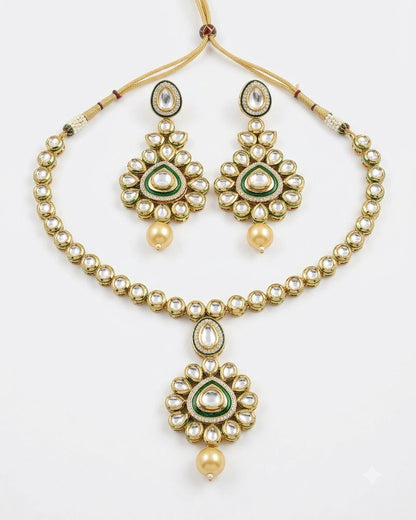 Zeenat Kundan Necklace Set