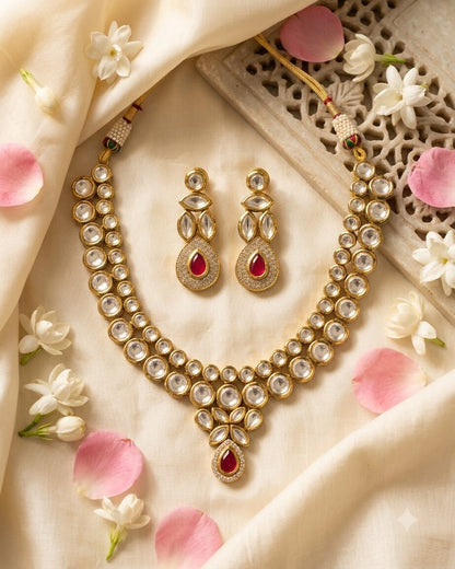 Sayra Kundan Necklace Set
