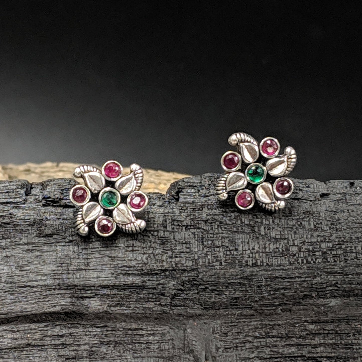 Twist Flower Earrings - Green Pink