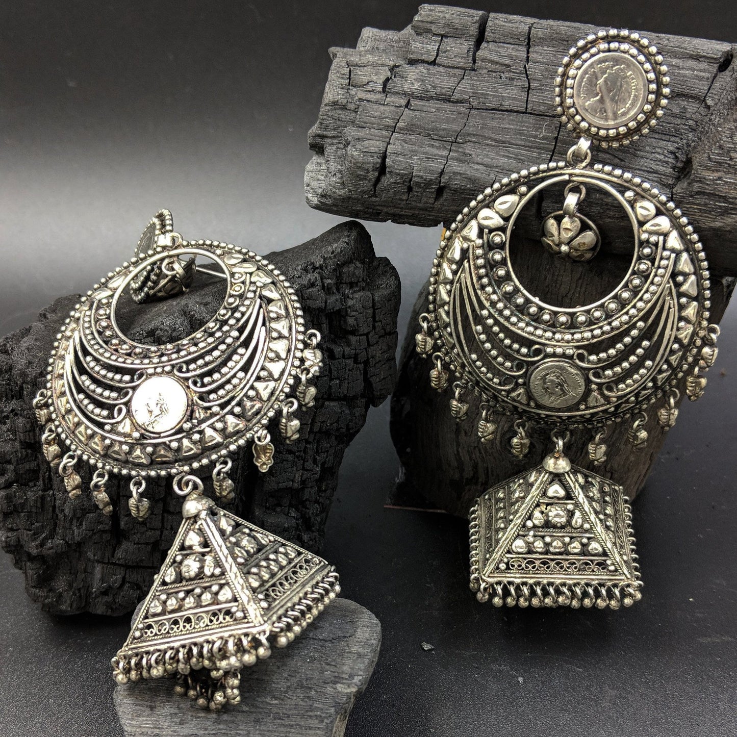 Mohar Chandralekha Trikon Jhumka