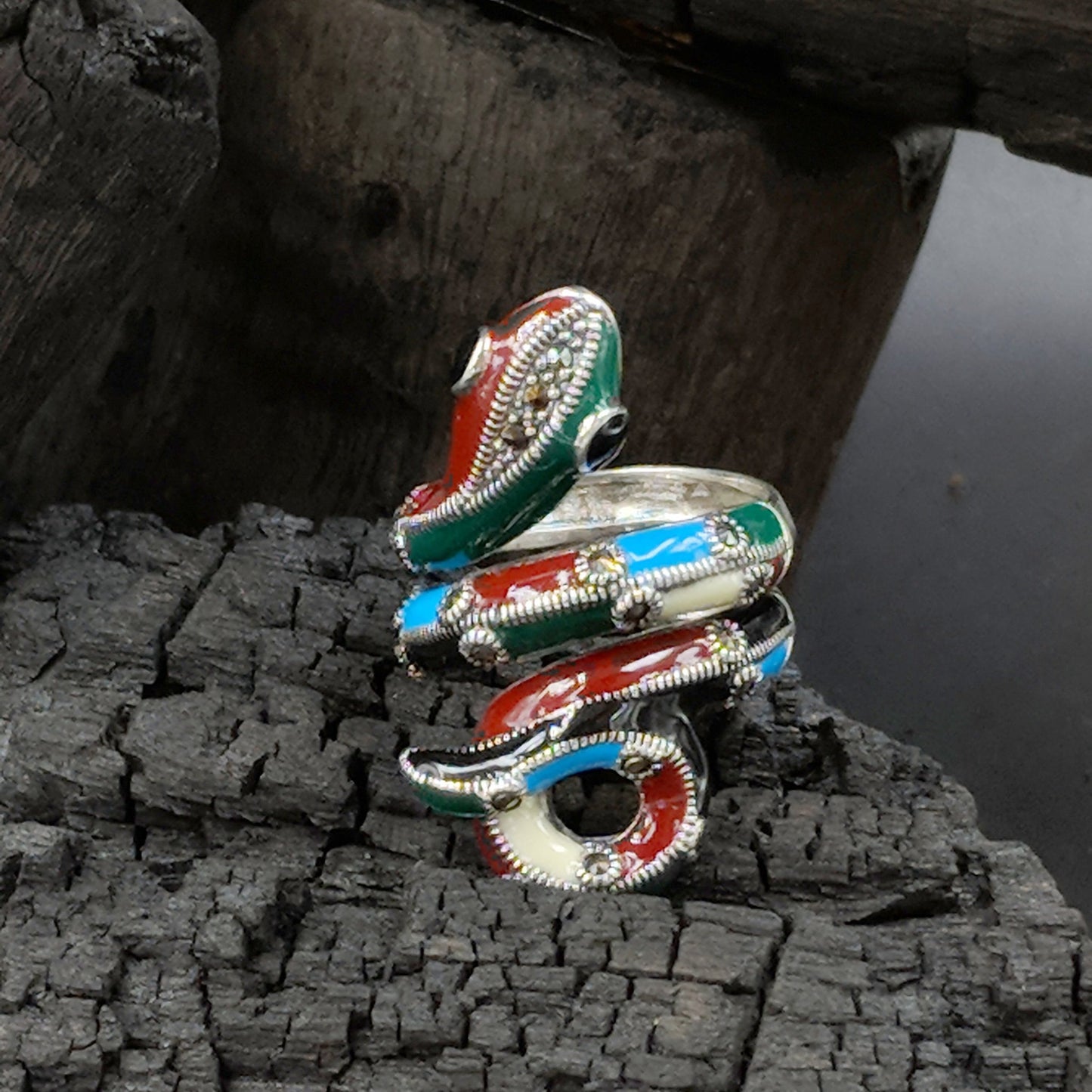 Jewels by Revlis Silver Ring