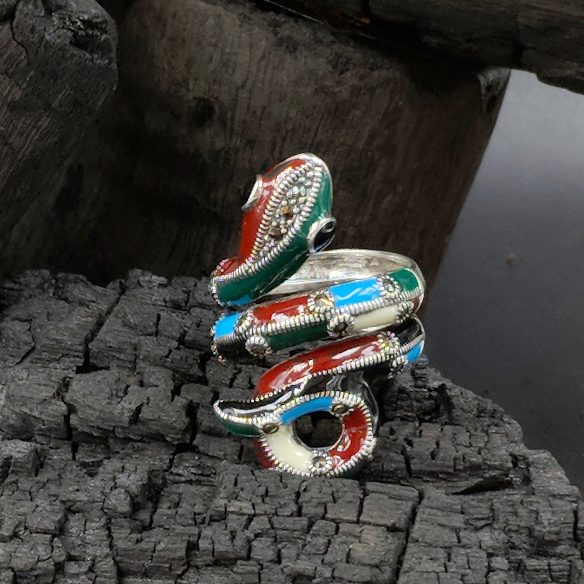 Jewels by Revlis Silver Ring