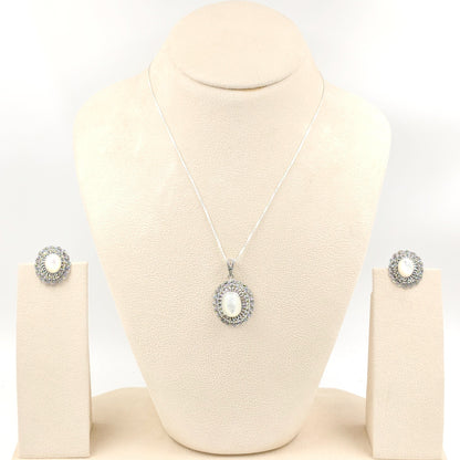 Jewels by Revlis Silver Ring