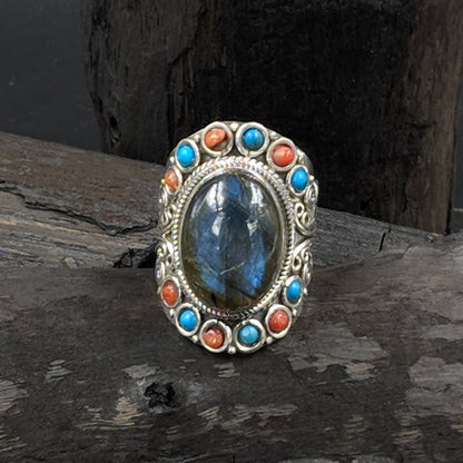 Jewels by Revlis Silver Ring