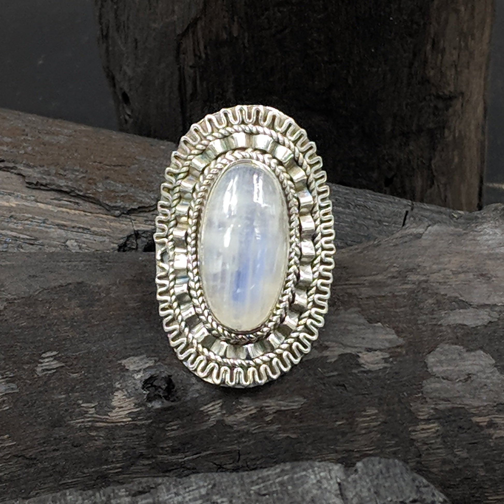 Jewels by Revlis Silver Ring