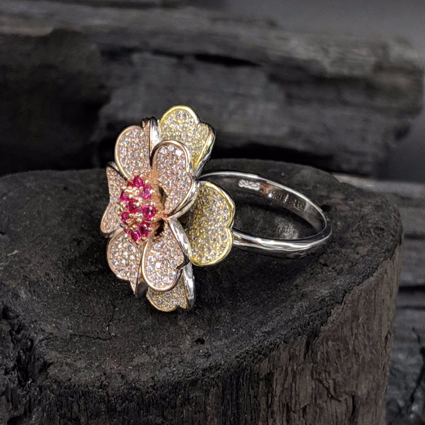 Flower Dual Toned Ring