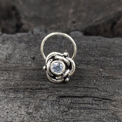 Three Petal Nose Pin