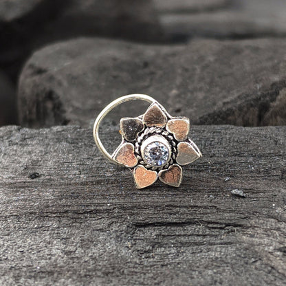 Shimmer Flower Nose Pin