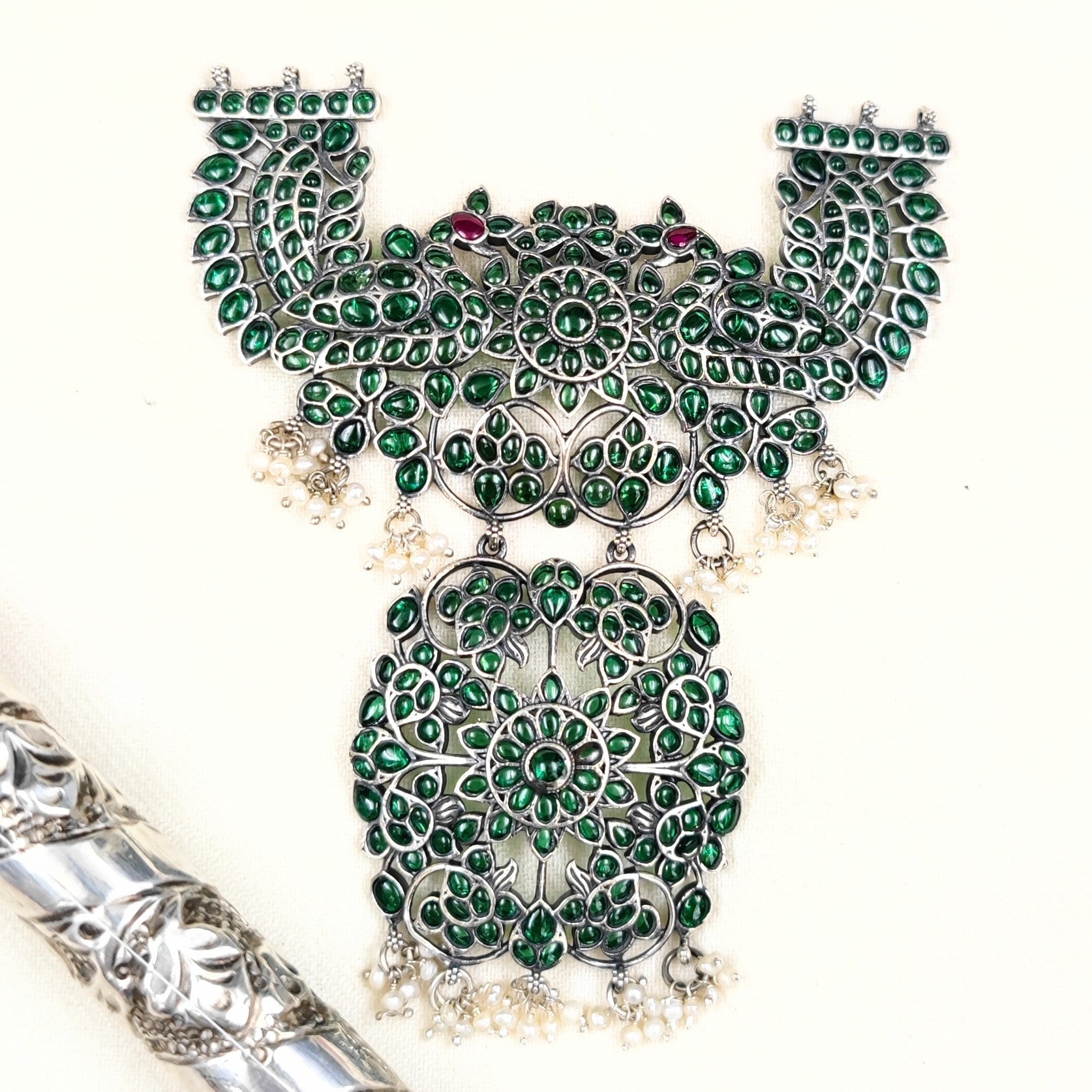 Silver Jewelry Pendant by Jauhri 92.5 Silver - Har Patri Pendant