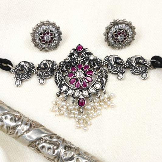 Gul Mayur choker with Earrings