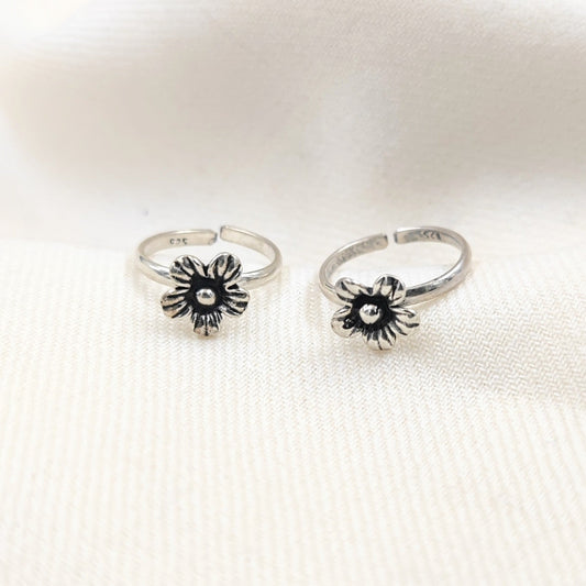 Silver Toe rings by Jauhri -BLOOMING FLOWER TOE RING - 2 PC