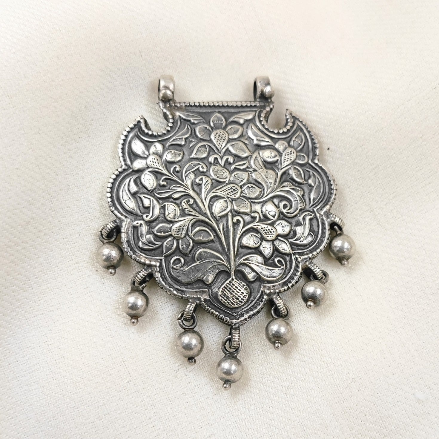 Silver Jewelry Pendant by Jauhri 92.5 Silver - Chinha Pendant