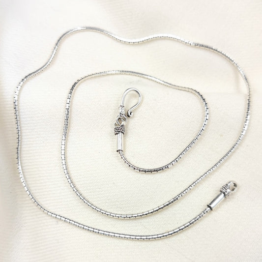 Silver Jewelry Chain by Jauhri 92.5 Silver - Reptilian Chain 24 Inch