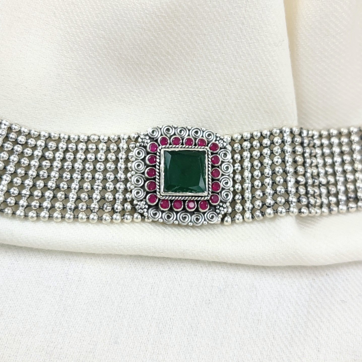 Green Collar Choker
