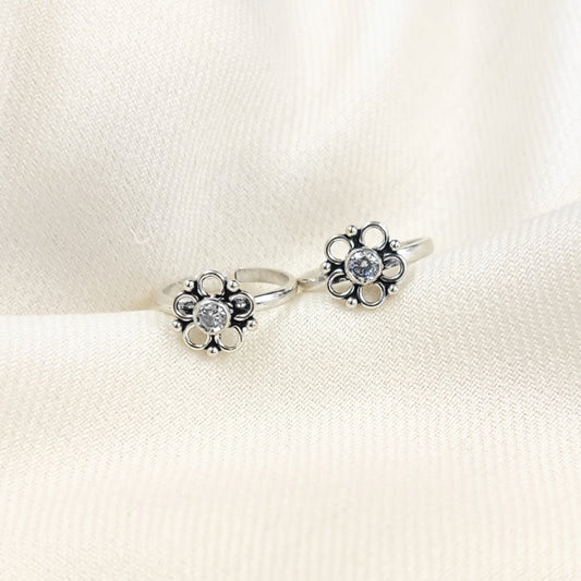 Silver Toe rings by Jauhri -FIVE PETAL WHITE TOE RING - 2 PC