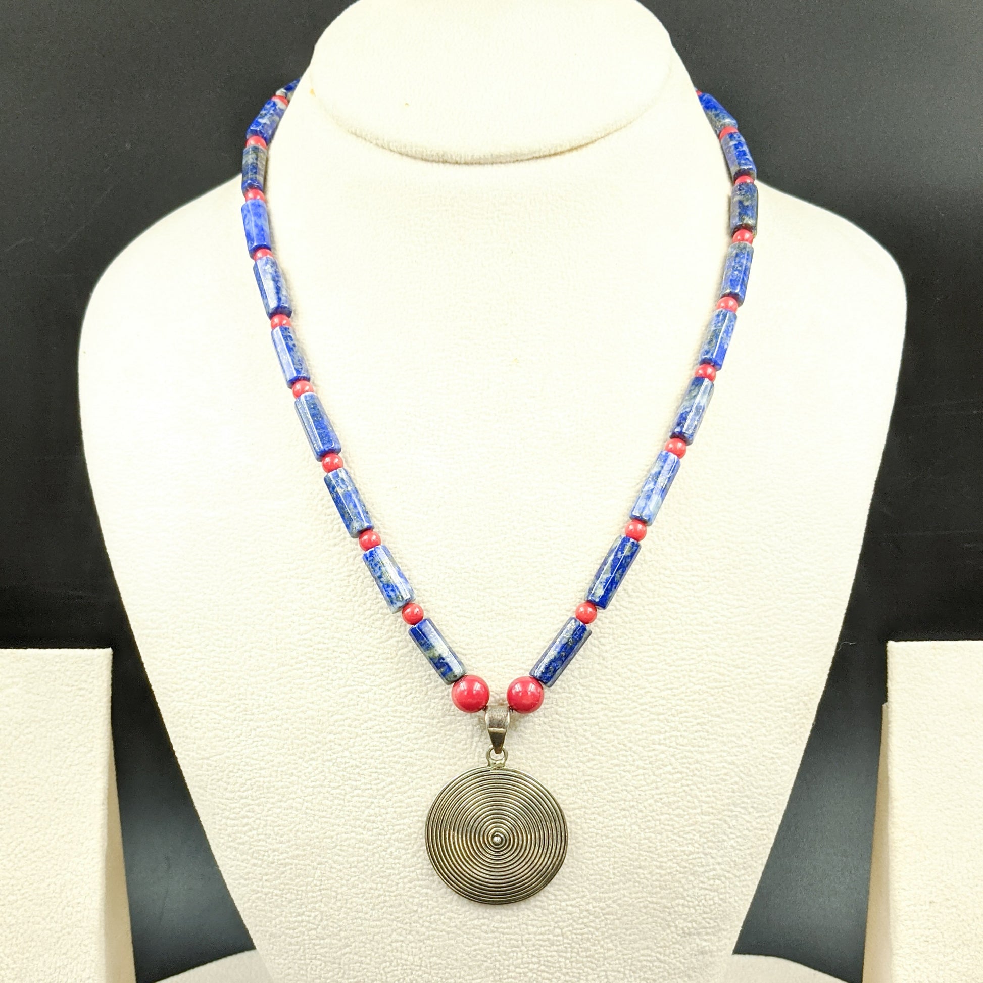 SILVER JEWELLERY Jewels by Revlis Neckpiece