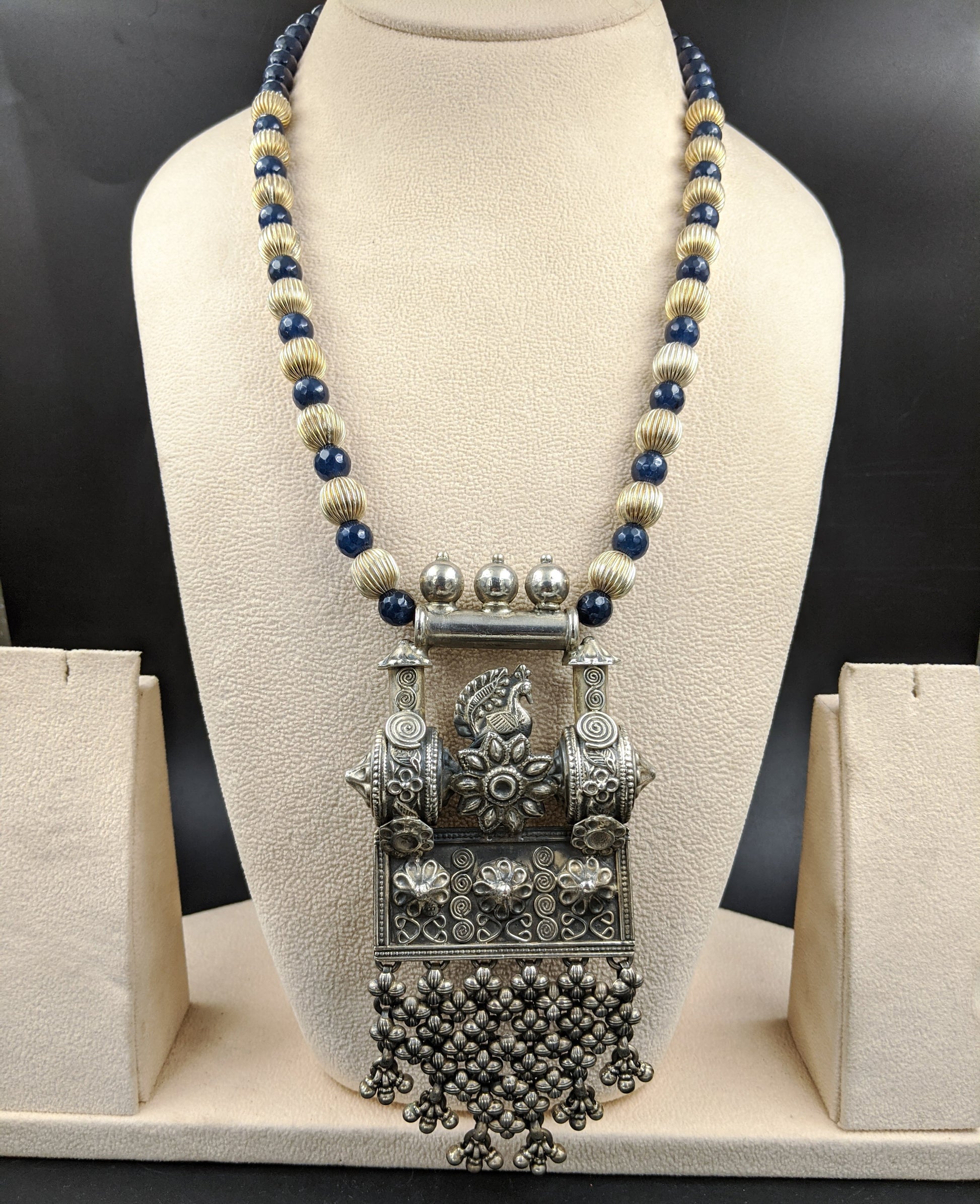 SILVER JEWELLERY Jewels by Revlis Neckpiece
