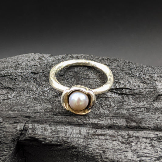 Jauhri - Jewels by Revlis Silver Ring