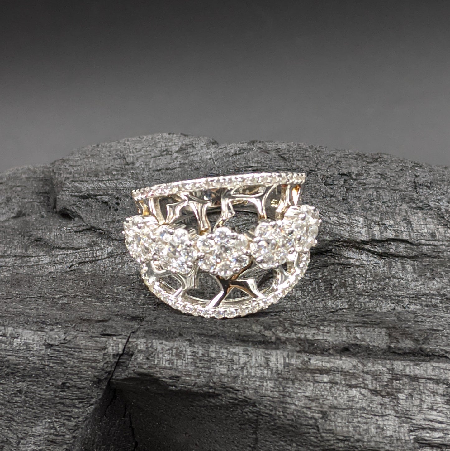 Jauhri - Jewels by Revlis Silver Ring