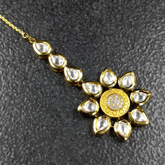 HANDCRAFTED LUXURY FASHION JEWELLERY BY JAUHRI-ZURI MAANG TIKKA