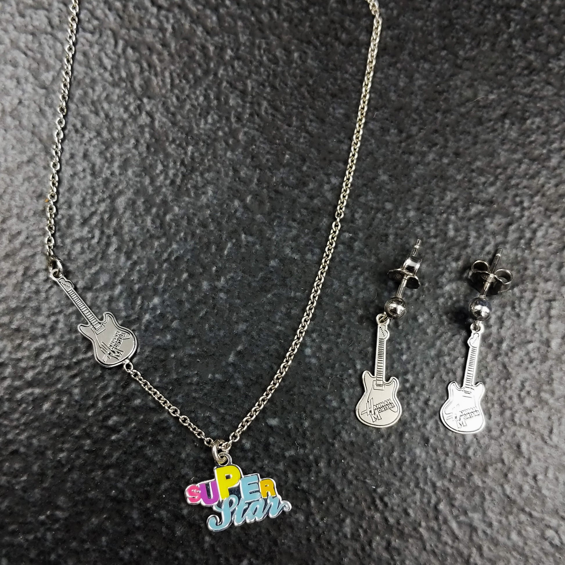 Jauhri Pendant Chain Set - Superstar Hannah Montana Pendant with Chain and Earrings