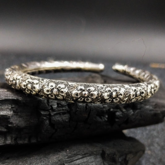 Chitai Kamal Bangle
