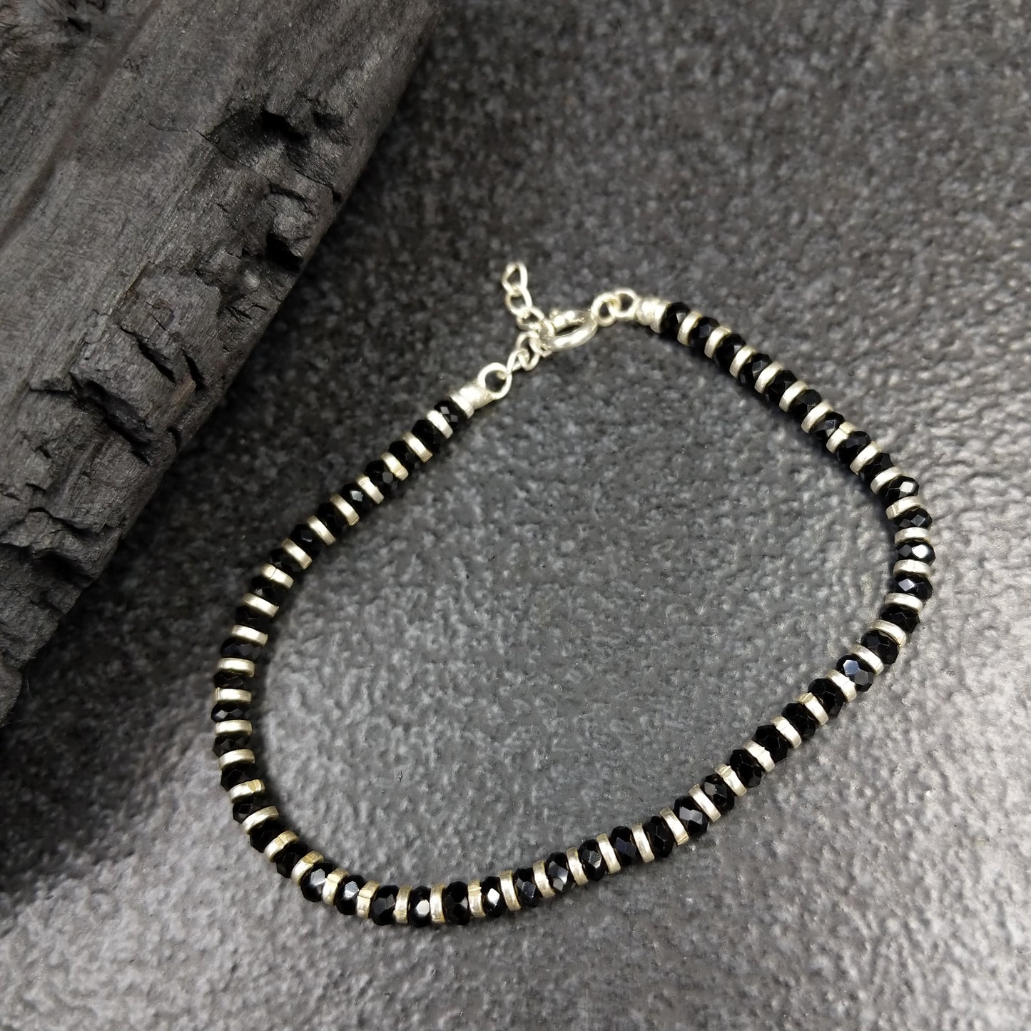 Nazariya Black Beads